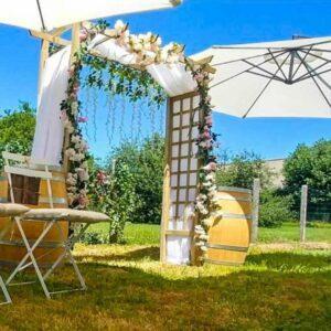 location arche en bois + package floral.